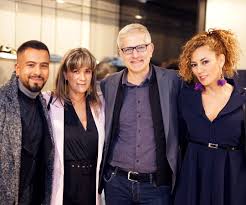 Rosario, y de enorme vocación de servicio al. Presentacion De La Pasarela De Emporio Armani Conto Con La Asistencia De Figuras De La Moda