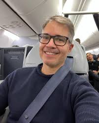 Assalamualaikum everyone.... Selamat siang