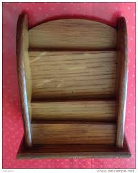 Le bureau ancien trouve ainsi son origine dans ses supports que furent l'écritoire décliné sous forme de si vous possédez un bureau ancien ou tout autre meuble ancien, demandez une estimation. Other Calendrier De Bureau Ancien Journalier En Bois Manque Les Jours