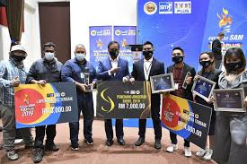 Our commitment to pursuing growth and continued learning is one of our core values. Azizulhasni Bonnie Bunyau Win Sam 100plus 2019 Top Awards