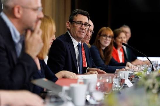 Taking Britain back into the EU single market would win Andy Burnham the next general election and help him achieve a legacy to rival Tony Blair's, a former Tory minister turned Labour