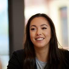 Alison Chapman's Instagram, Twitter & Facebook