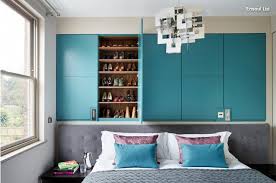 This article would discuss some innovative ideas to incorporate the design of cabinets into your bedrooms, while making them a seamless part of the design. Wake Up To 9 Smart Over Bed Storage Ideas Goflatpacks