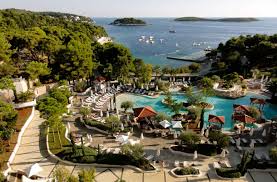 Explore hvar island holidays and discover the best time and places to visit. Hvar Lennot Hotellit Nahtavyydet Rantapallon Matkaopas