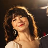 Amy Buzzell's Instagram, Twitter & Facebook