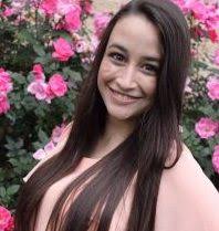 Brandi Loggins's Instagram, Twitter & Facebook