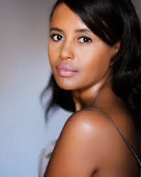 Hello Au Revoir (2021)