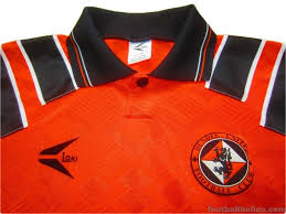 Dundee united vintage and retro dundee united football club shirts and training kit, featuring home, away and original match worn player editions from the 1980s to present day. 1993 94 Dundee United Home Shirt Footballholics Com