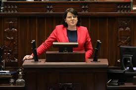 Choć posłowie coraz częściej blokowo przyjmują lub odrzucają dziesiątki poprawek, niejednokrotnie łamiąc przy tym regulamin sejmu, zdarzają się. Dzis W Sejmie Glosowanie Nad Projektem Zatrzymaj Aborcje Ekai