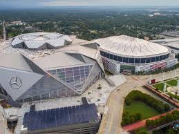 In wembley finden bislang insgesamt sieben partien statt. Ein Dach Fur Den Super Bowl Im Us Stadion Atlanta Wirtschaft In Der Region