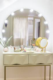 She's only 7, so there's no way i was going to drop $300 to give her a place to paint her nails. Learn How To Turn A Desk Into A Makeup Table With Light Up Vanity Mirror