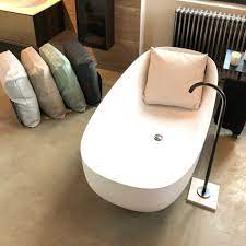 Das „badesofa ist ein badewannenkissen das durch komfort, funktionalität und design überzeugen soll. Pin Auf Zukunftige Projekte
