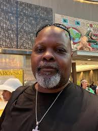 Erasmo Molina's Instagram, Twitter & Facebook