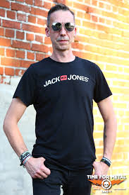 Elfteiliges motiv war die sehr attraktive und damals sehr beliebte und. Kurz Und Knackig Kunstler Lassen Die Musikalischen Hosen Runter Vol 43 Time For Metal Das Metal Magazin