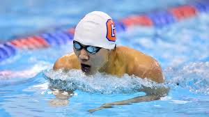 Peter Casares '98 Flies into Hall of Honor