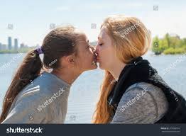 Daughter Kissing Mother Stock Photo 275458754 | Shutterstock