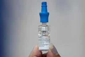 Pfizer vaccine's second dose boosts protection dramatically new study and other data suggest older people should not rely on a single dose alone for protection by paul nuki, global health security. Researchers Urge Delaying Pfizer Vaccine S Second Dose As First Highly Effective Reuters