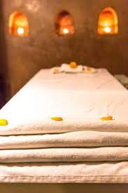 Salon naturiste marocain , une sensation de liberté absolue nos massages sont essentiellement bases sur le principe du naturisme. Un Fan De Massages Marocains