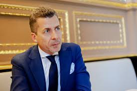 Tudod, ki rabolta el és adta zálogba több magyar generáció jövőjét, gyurcsány? Rakay Philip A Gyurcsany Klannal Politikai Ongyilkossag Sorskozosseget Vallalni