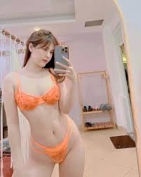 Hang Nguyen - Free nude pics, galleries & more at Babepedia