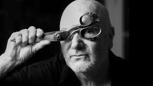 Rubén Campos cumple 40 años en la moda: el legado de un intrépido