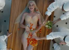 Katy Perry gets served on a platter in Bon Appetit clip | Daily Mail Online