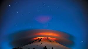 Lava-Lit Lenticular Cloud Crowns ...