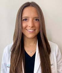 Lynette Graf's Instagram, Twitter & Facebook