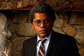 Clarence williams iii, who played the cool undercover cop linc hayes on the counterculture series the mod squad and prince's father in purple rain, has died. 6xf Jxrdth0vcm