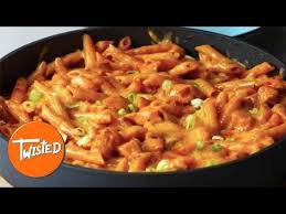 Cheesy Hunters Chicken Pasta Recipe Twisted Youtube Chicken Pasta Recipes Twisted Recipes Hunters Chicken