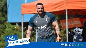 Su hijo diego poyet también fue futbolista. Universidad Catolica On Twitter Feliz Cumpleanos Diego Poyet Lascruzadas Y Loscruzados Saludamos Al Analista De Loscruzados Campeon Con La Franja De La Supercopa 2021 Que Sigan Las Alegrias Junto A