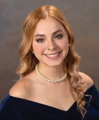 Beth Mcnerlin's Instagram, Twitter & Facebook