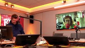 Les quatre animatrices sont les invitées de stéphane. Tout A Gagner Avec Sophie Davant