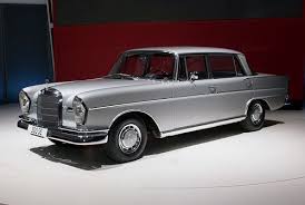 Mercedes Benz 300se W112 Autos