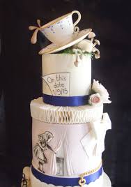 Alice In Wonderland Wedding Cake Lou S Amazing Cakes Featured On Www Guidesforbrides Alice In Wonderland Wedding Cake Alice In Wonderland Cakes Amazing Cakes