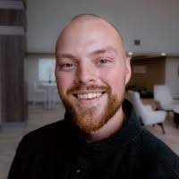 Travis Mccarter's Instagram, Twitter & Facebook