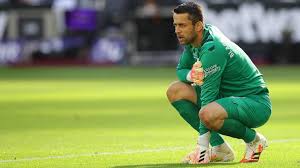 Lukasz fabianski is relaxed about the fight he faces with alphonse areola to be david moyes' number one after west ham signed the psg . Lukasz Fabianski W Mojej Karierze Wazna Byla Cierpliwosc Polsat Sport