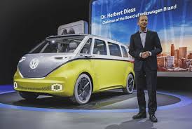 The new volkswagen id buzz. Vw Id Buzz Der E Bulli Kommt Volkswagen News