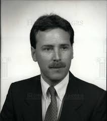 1992 Press Photo Mark W. Shobe Manufacturers Bank