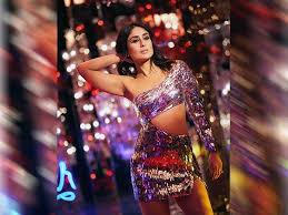 Kareena Kapoor Khan S Diet Revealed By Her Nutritionist Rujuta Diwekar Indian Bollywood Actress Celebrity Dresses Kareena Kapoor Khan