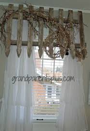 Diy Picket Fence Valance Avec Images Decoration Rideaux Deco