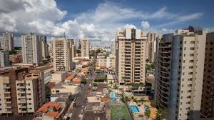 O lockdown mais duro vai vigorar inicialmente até as 23h59. T6fya0gv0bpkm