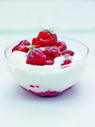 Mousse De Fromage Blanc Aux Framboises Pour 6 Personnes Recettes Elle A Table Recette Fromage Blanc Recette Mousse Recette Entremet