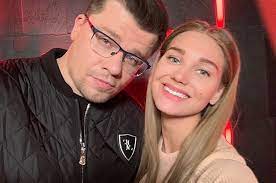 А год назад, 22 июня. Kristina Asmus I Garik Harlamov Budut Delit Imushestvo Posle Razvoda Spletnik