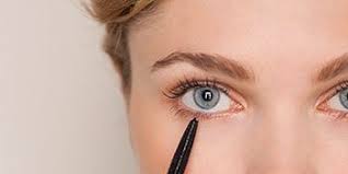 If you start applying your dark eyeliner right from the inner corner, it will define the actual shape of the eye and leave no room to create the illusion of bigger eyes. How To Make Your Eyes Look Bigger How To Make Your Eyes Look Bigger With Makeup Instantly