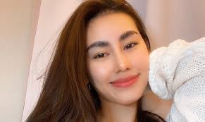 ดาว พิมพ์ทอง มาในลุคสวยหวาน เซ็กซี่แต่ไม่โป๊ ด้วยชุดว่ายน้ำวันพีซสีพาสเทล อวดหุ่นเป๊ะ ขาเรียวสวย ผิวเนียนสบายตา บวกกับ. Xljcsakgsny0m