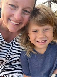 Anyone here level two? I'm level one and my son was just diagnosed with  level two and is nonverbal. Interested in connecting with someone similarly  diagnosed in order to help me understand