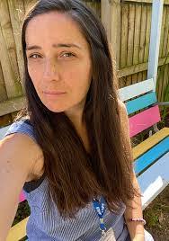 Andi Thomas's Instagram, Twitter & Facebook