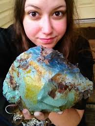 Ahhhh hell it's hailing in mineral wells!! Who ever didn't put their car  under the carport caused this 😂