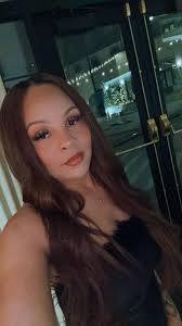 40 and flourishing 🖤 Here's to a new chapter filled with gratitude,  growth, and endless possibilities. Cheers to love, laughter, and all the  lessons that brought me here. Im definitely about to